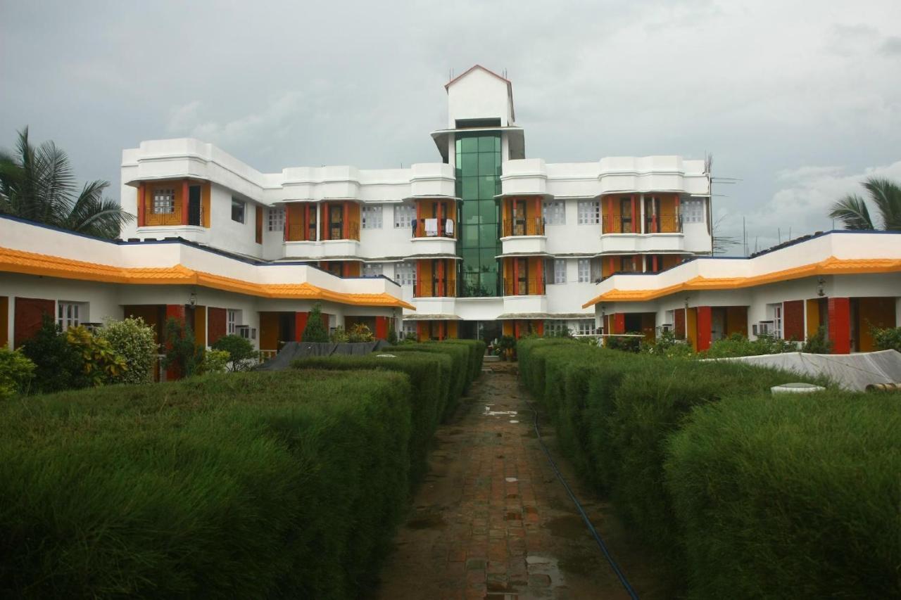 Neel Nirjaney Resorts Мандармани Экстерьер фото